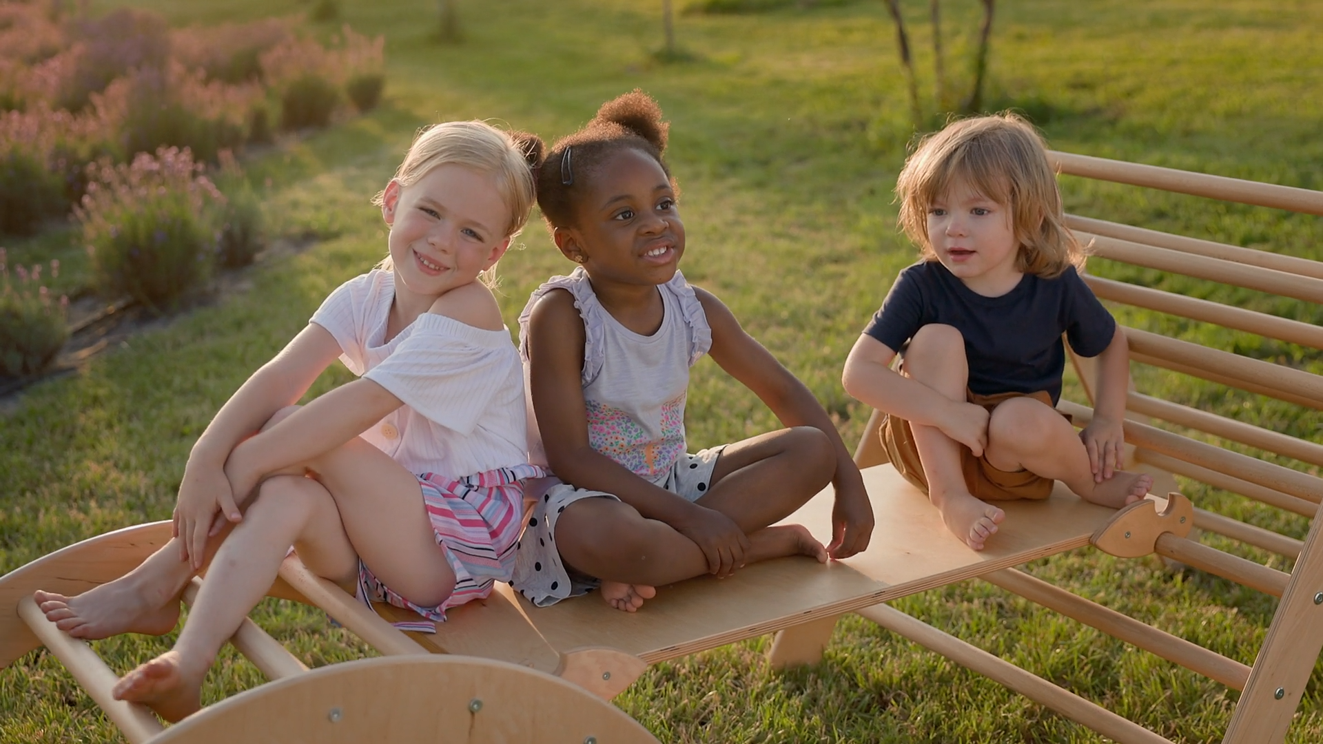 Outdoor Play Starts with the Right Pair: What to Look for in Toddler Shoes
