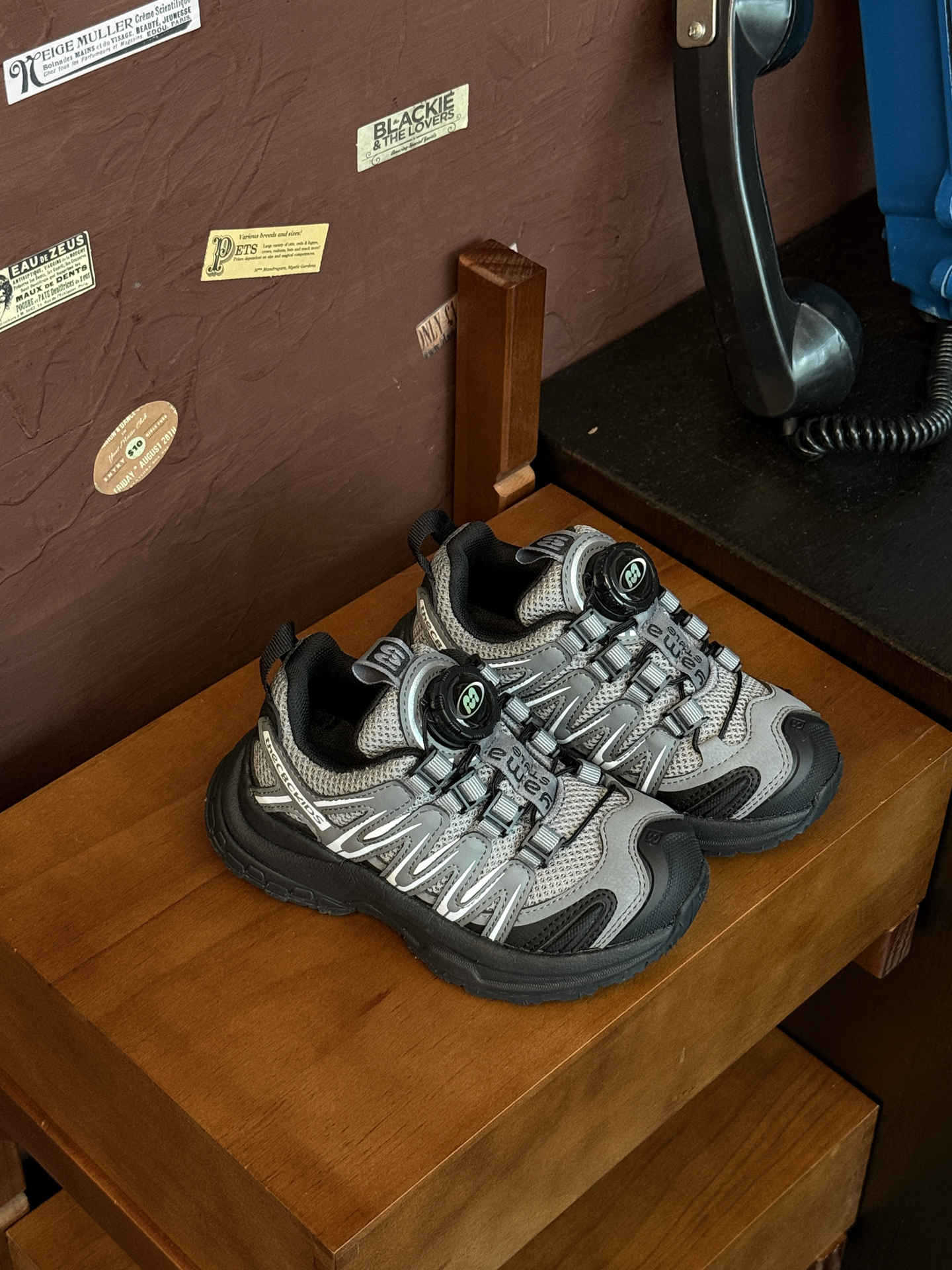 Kids Rotating Buckle Sneakers with Velvet Lining and Anti-Slip Sole