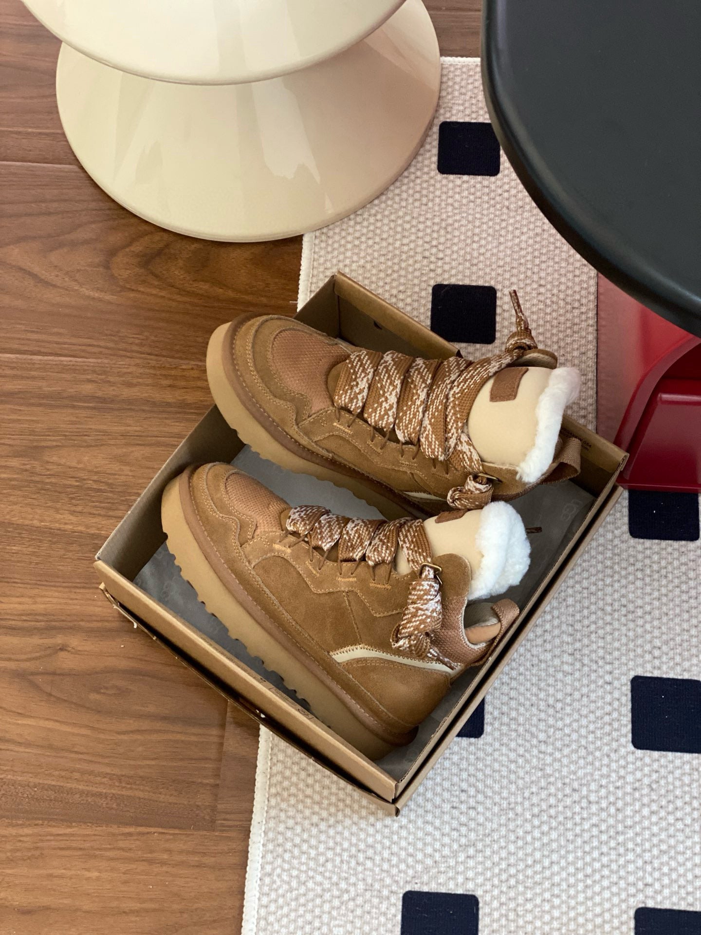 Wool-Lined Low-Top Winter Boots with Lightweight EVA Sole