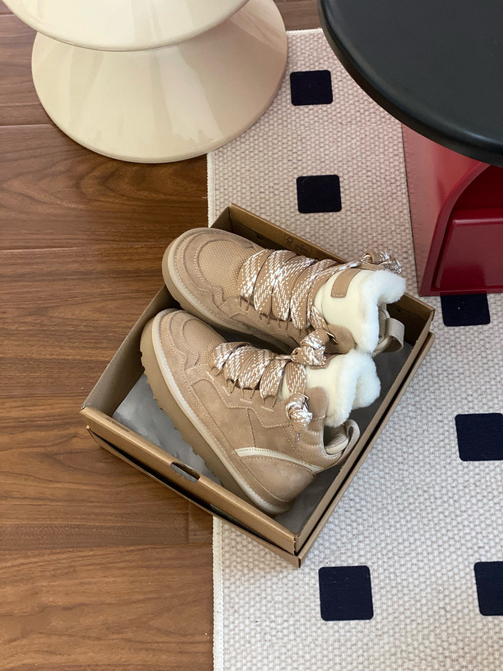 Wool-Lined Low-Top Winter Boots with Lightweight EVA Sole